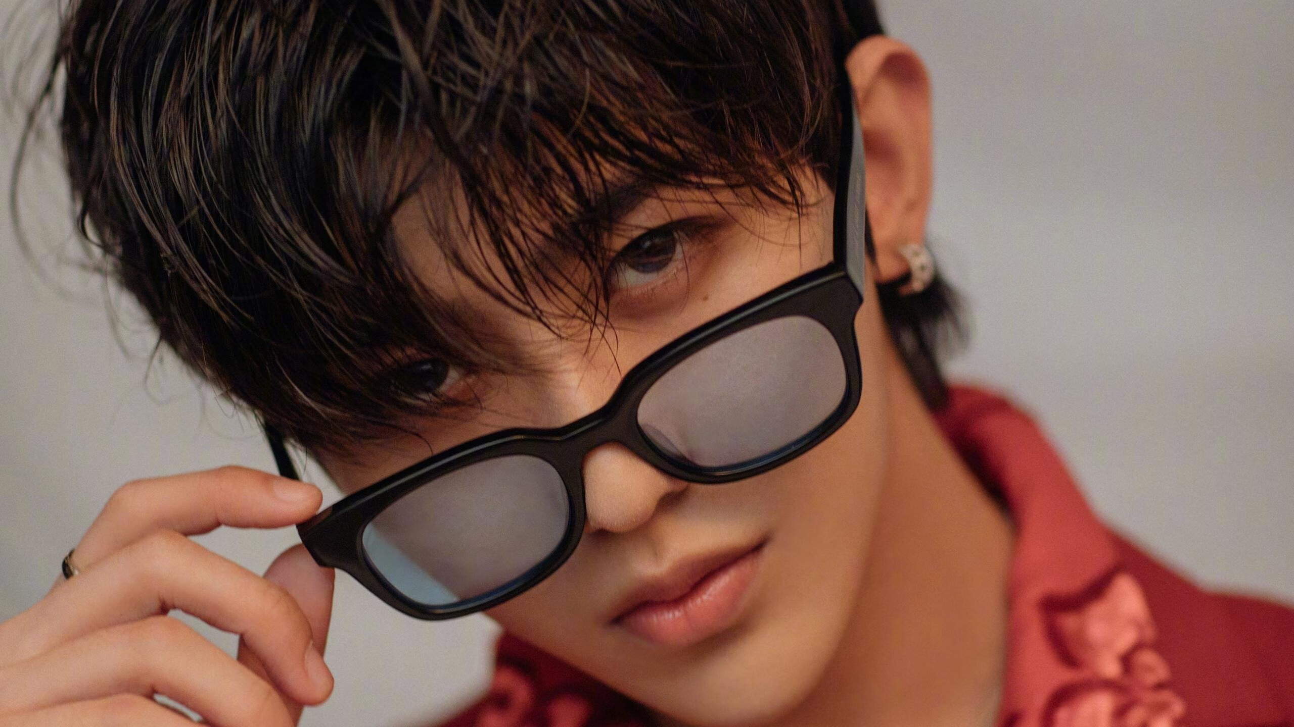 爱游戏APP-四国蝶泳划频对比揭示节奏差异,蝶泳四部分